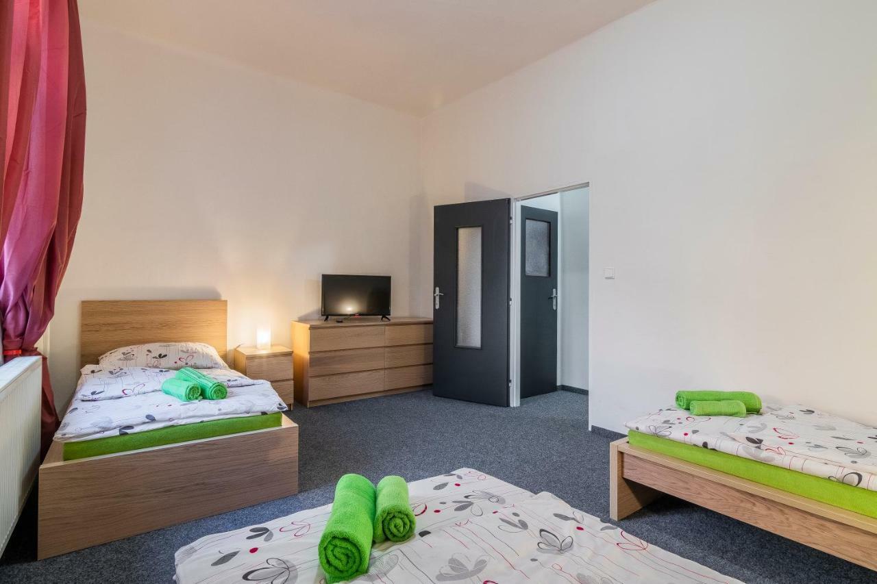 Hotel*** Cesky Dum Хомутов Экстерьер фото