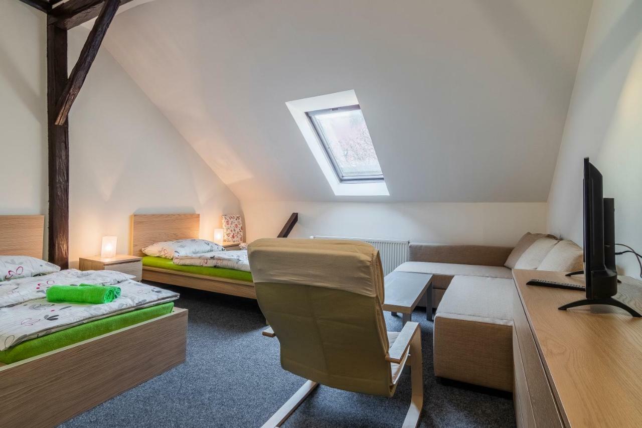 Hotel*** Cesky Dum Хомутов Экстерьер фото
